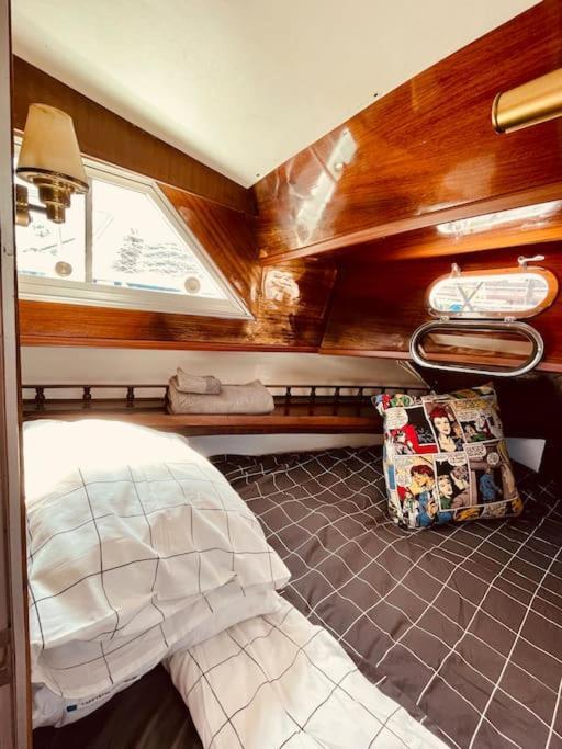Vintage Classic 70S Boat! Hotel Sant Adrià de Besòs Eksteriør billede